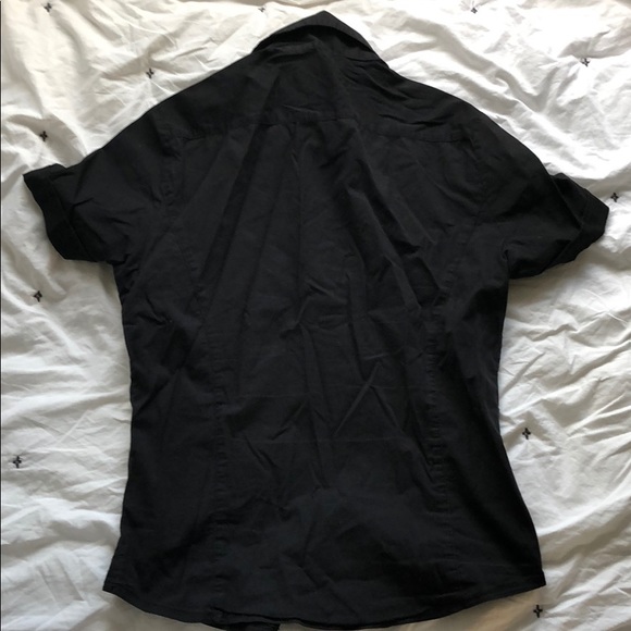 Black fitted short sleeve Button-Down | Size: XS - Picture 2 of 3